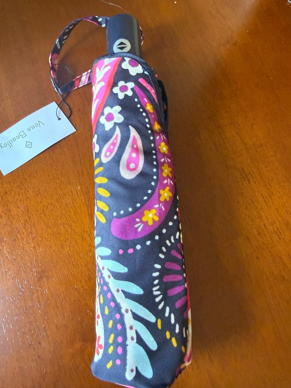 Vera Bradley NWT Folding Umbrella Painted Paisley Compact Travel Rain